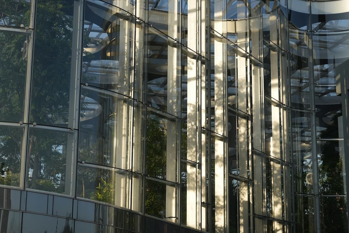 How Summer Sunlight Exposes Dirty Windows