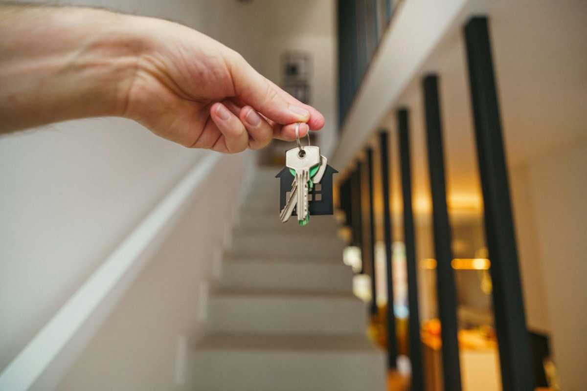 What Montreal Landlords Should Know Before Hiring a Property Manager